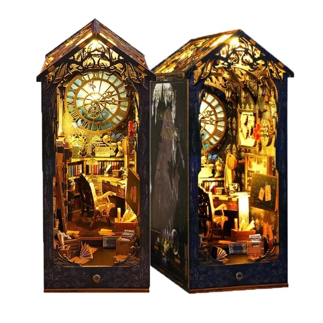 Book nook Pracovna detektiva