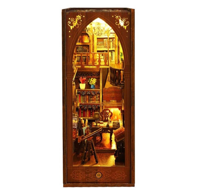 Book nook Knihovna mudrců
